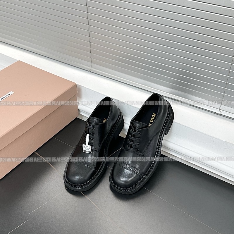 미우미우레더브로그슈즈  20260424,101308,004.jpg