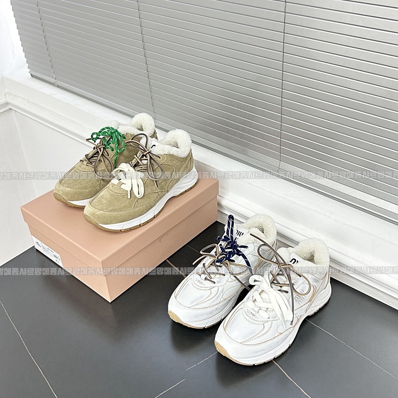 미우미우X뉴발란스530SL  20260424,104448,001.jpg