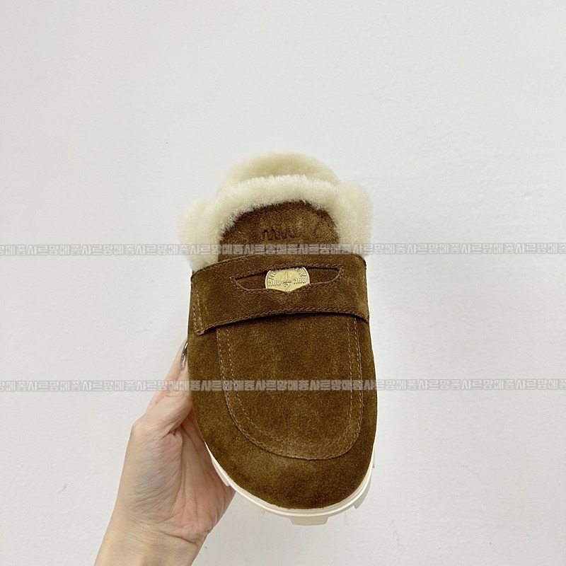 미우미우스웨이드뮬  20260424,105844,007.jpg