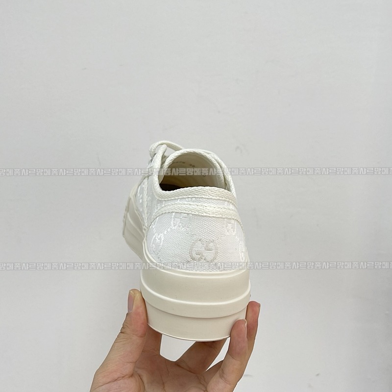 구찌줄리아캔버스플랫폼스니커즈  20260424,172504,006.jpg