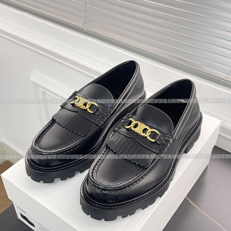 셀린느마거릿트리옹프체인로퍼  20260426,125924,001.jpg