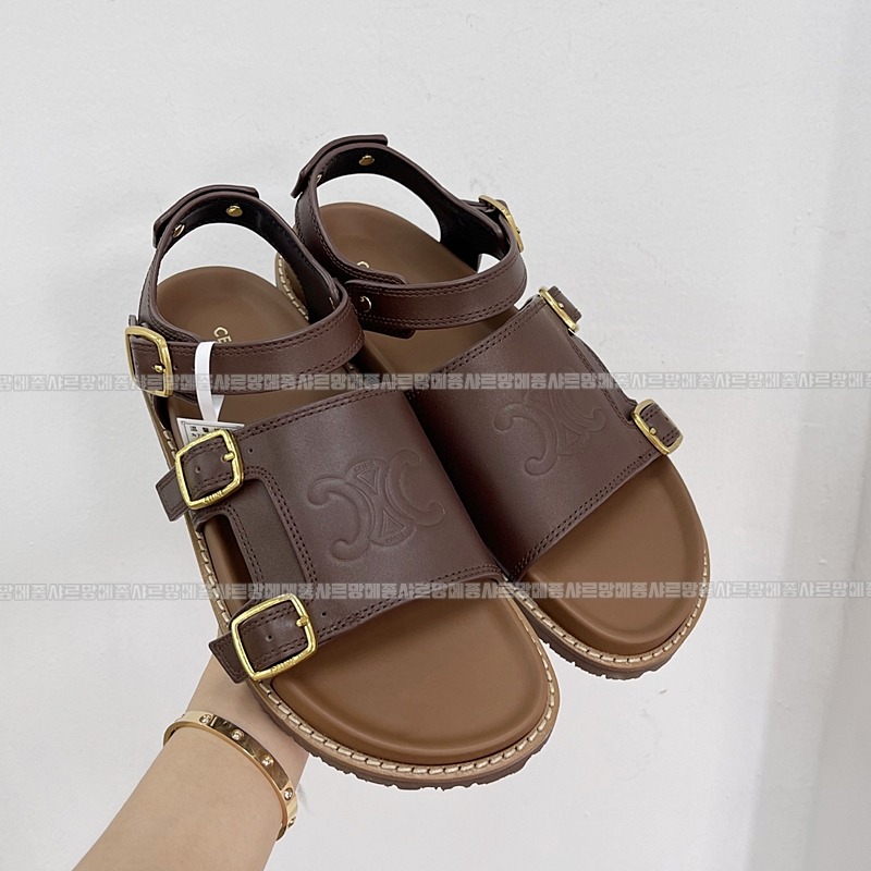 셀린느티피트리옹프샌들  20260426,130910,002.jpg