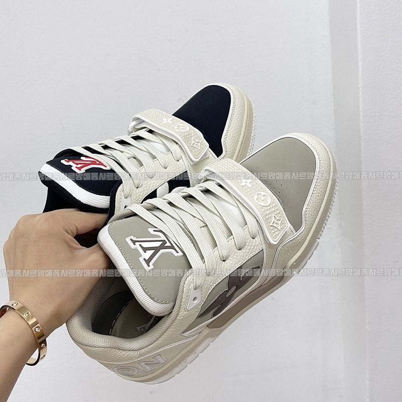 루이비통트레이너스니커즈  20260427,140157,006.jpg