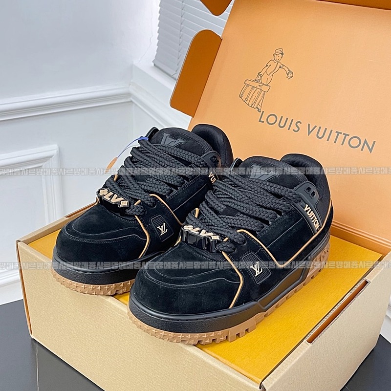 루이비통트레이너스니커즈  20260427,144959,001.jpg