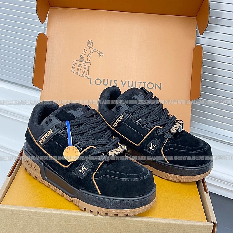 루이비통트레이너스니커즈  20260427,144959,003.jpg