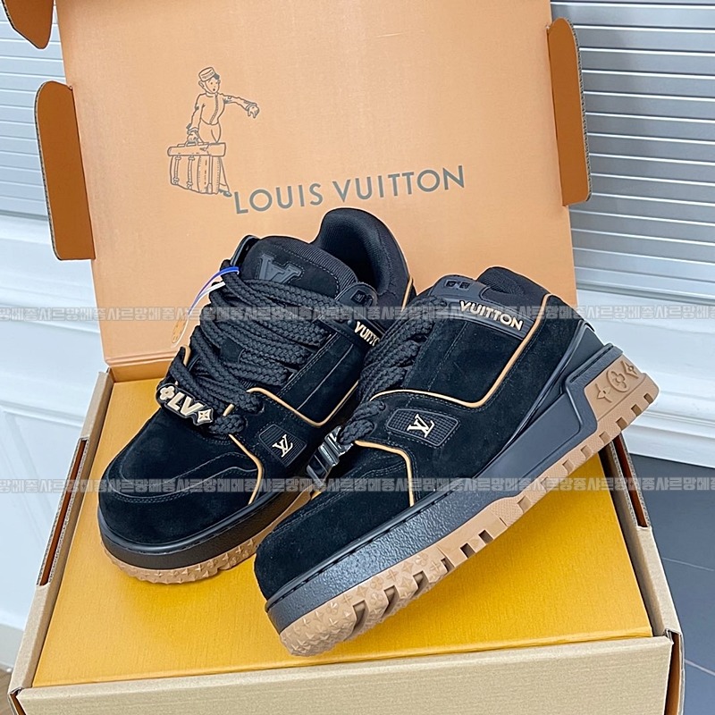 루이비통트레이너스니커즈  20260427,144959,004.jpg