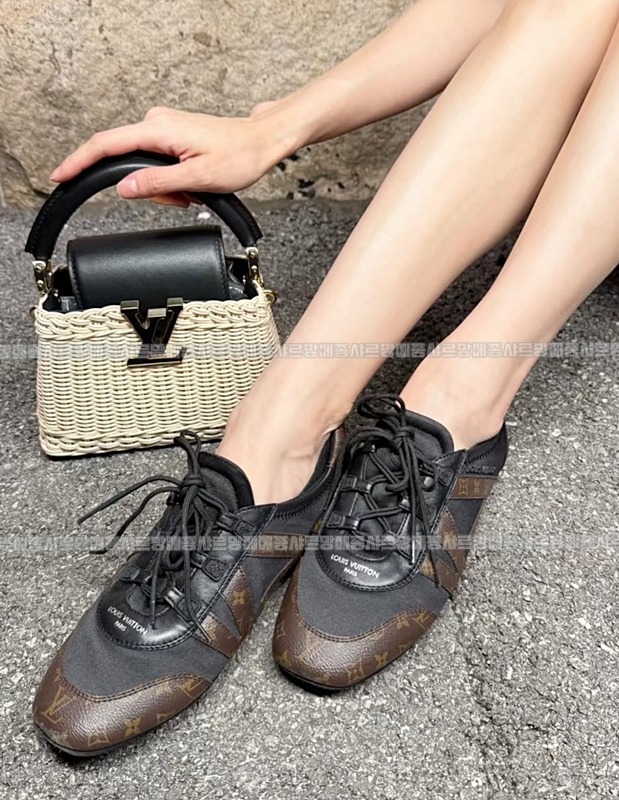 루이비통스니커리나  20260427,152316,003.jpg