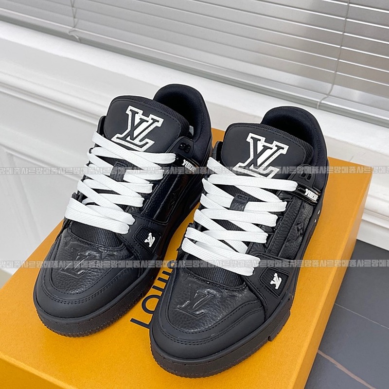 루이비통트레이너스니커즈  20260428,095558,001.jpg