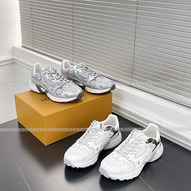 루이비통트레이너스니커즈  20260428,103201,002.jpg