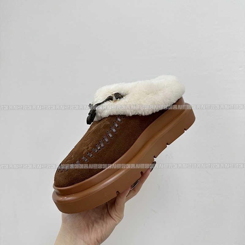 루이비통코르티나클로즈드뮬  20260428,104439,007.jpg