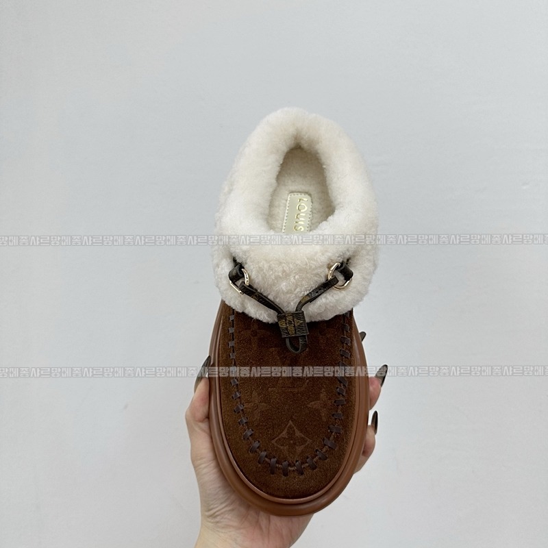 루이비통코르티나클로즈드뮬  20260428,104440,009.jpg