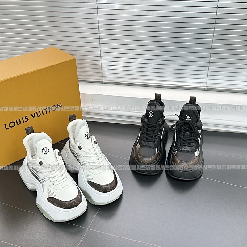 루이비통아치라이트2.0플ㄽ폼스니커즈  20260428,105206,004.jpg