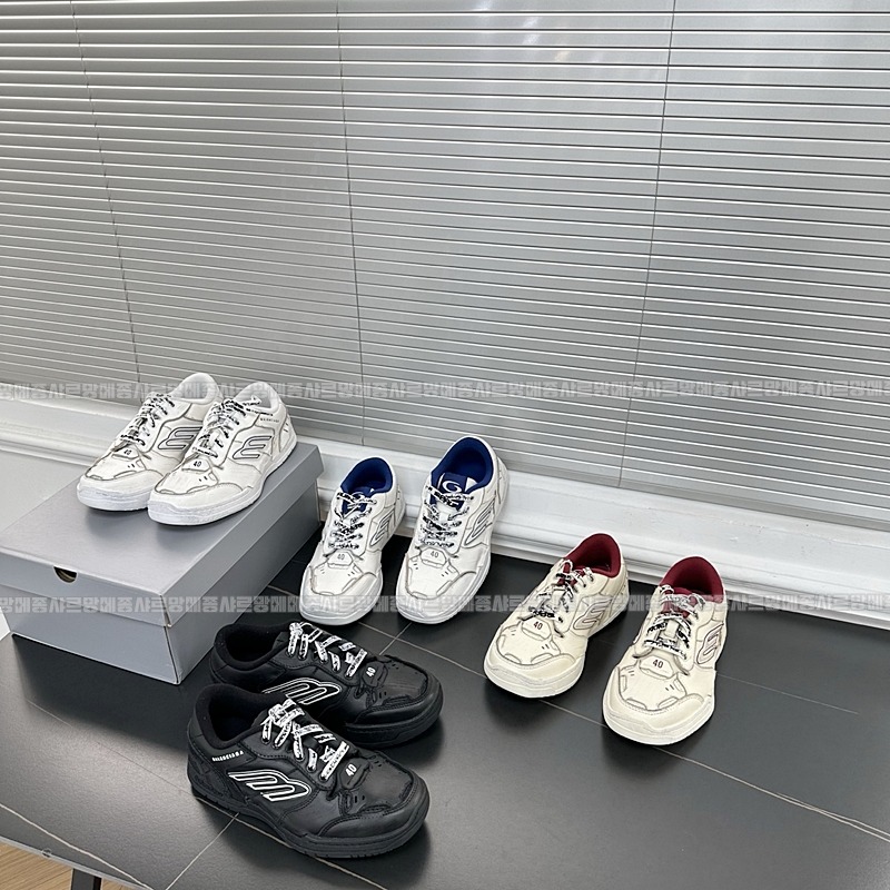 발렌시아가햄튼스원아웃스니커즈  20260430,104421,002.jpg