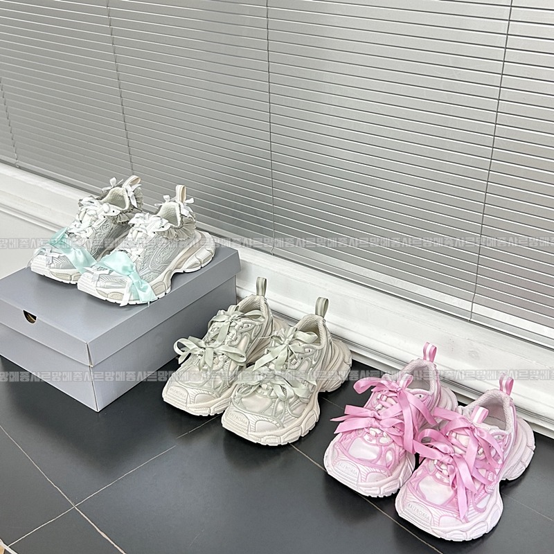 발렌시아가3XL레이스스니커즈  20260430,104829,001.jpg