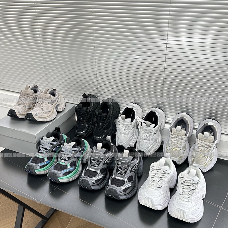 발렌시아가6XL스니커즈  20260430,110500,001.jpg