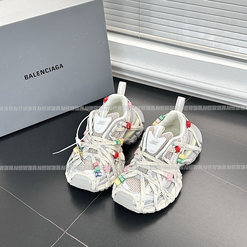 발렌시아가3XL스니커즈20260430,130423,004.jpg
