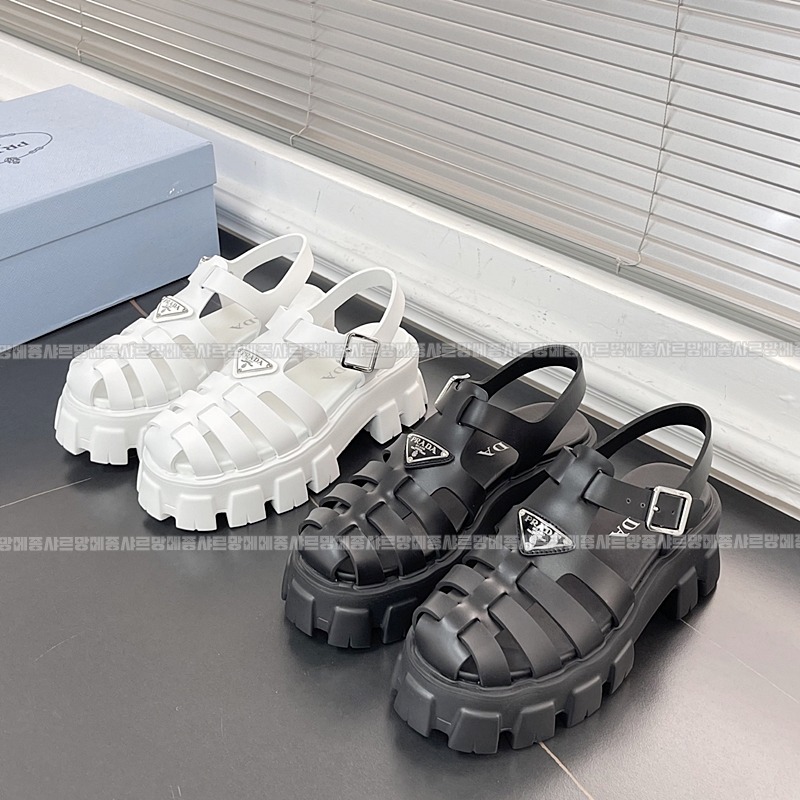 프라다모놀리스러버샌들 20260430,145038,001.jpg