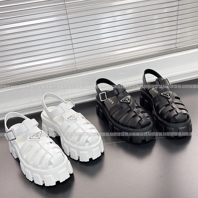 프라다모놀리스러버샌들 20260430,145038,002.jpg