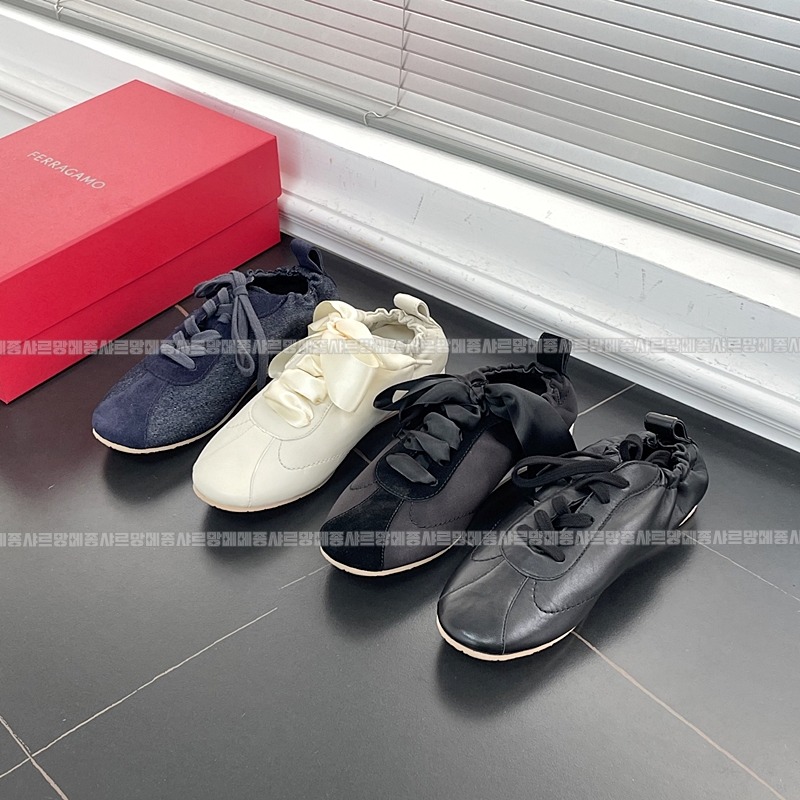 페라가모미우미우플룸스웨이드스니커즈 20260502 161713 001.jpg
