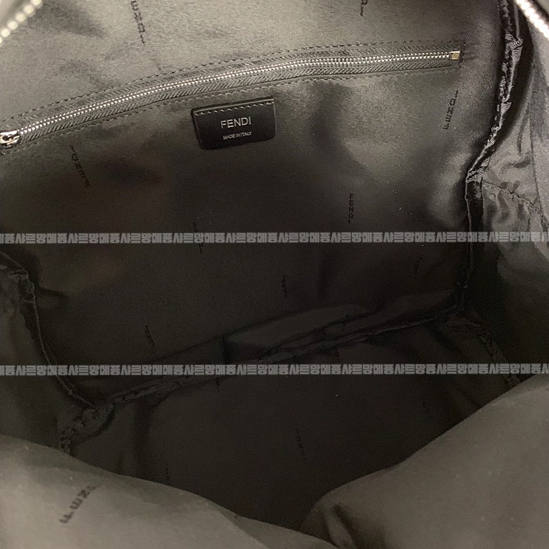 펜디백버그몬스터백팩  20260503 154426 032.jpg