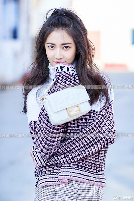 펜디바게트체인미디백  20260504 145615 010.jpg