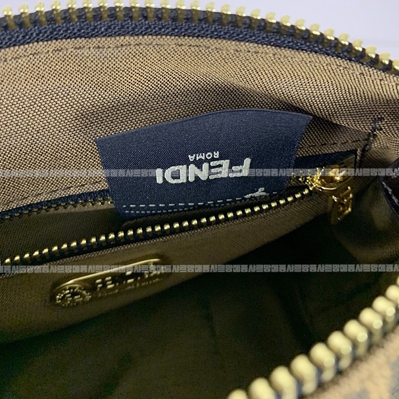 펜디배니티미니백  20260505 125213 008.jpg
