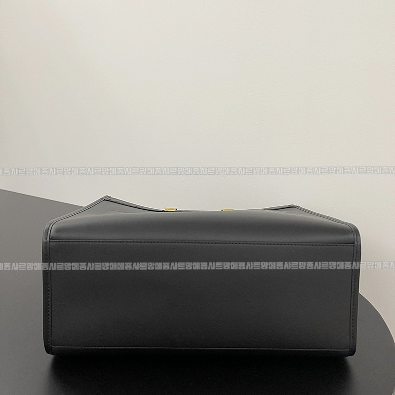 펜디선샤인쇼퍼백미디움  20260505 132314 028.jpg