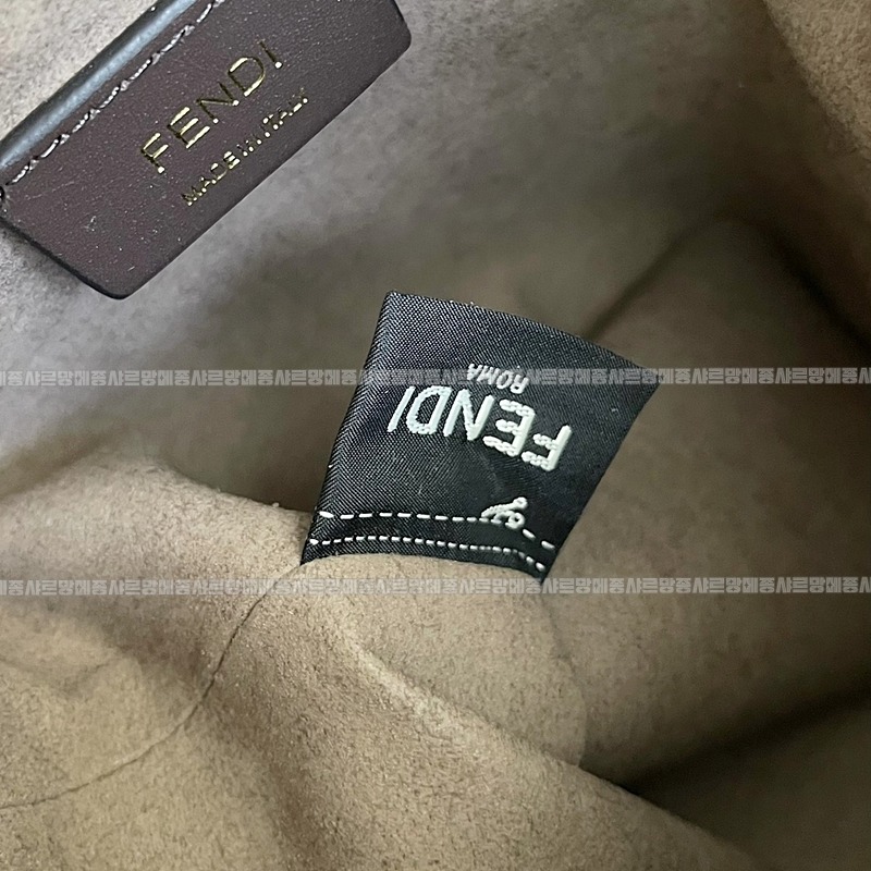 펜디몬트레조미니버킷백  20260505 154940 008.jpg