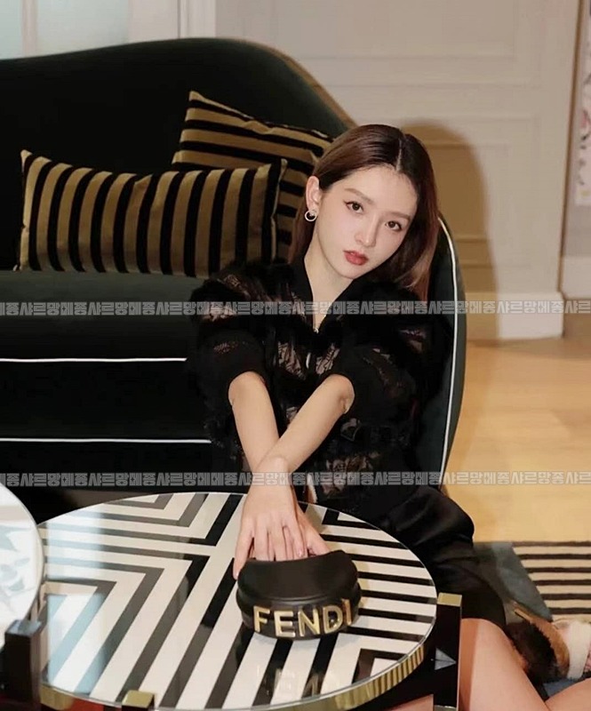 펜디나노그라피미니20260506 103853 010.jpg