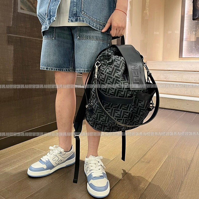 펜디스트라이크라지백팩  20260506 120730 021.jpg