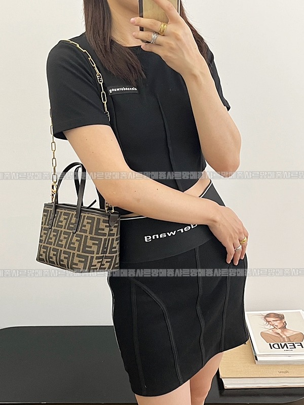 펜디롤FF자카드미니백  20260506 122858 011.jpg