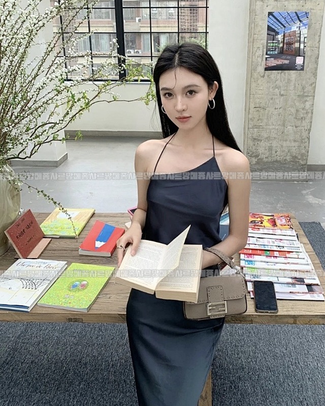 펜디바게트셀러리아백미니  20260506 153408 022.jpg
