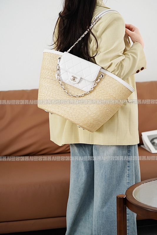 샤넬라지쇼핑백  20260511 130059 034.jpg