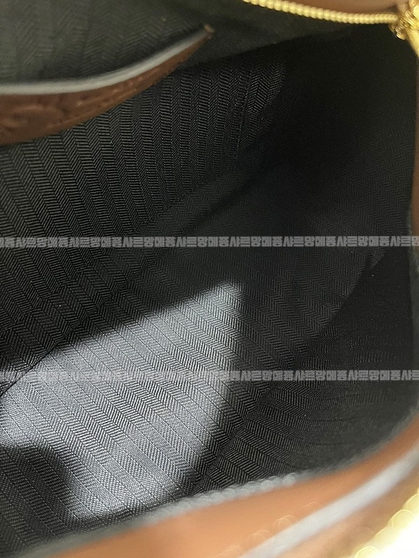 로에베수수와타리퍼즐백스몰  20260512 155804 009.jpg
