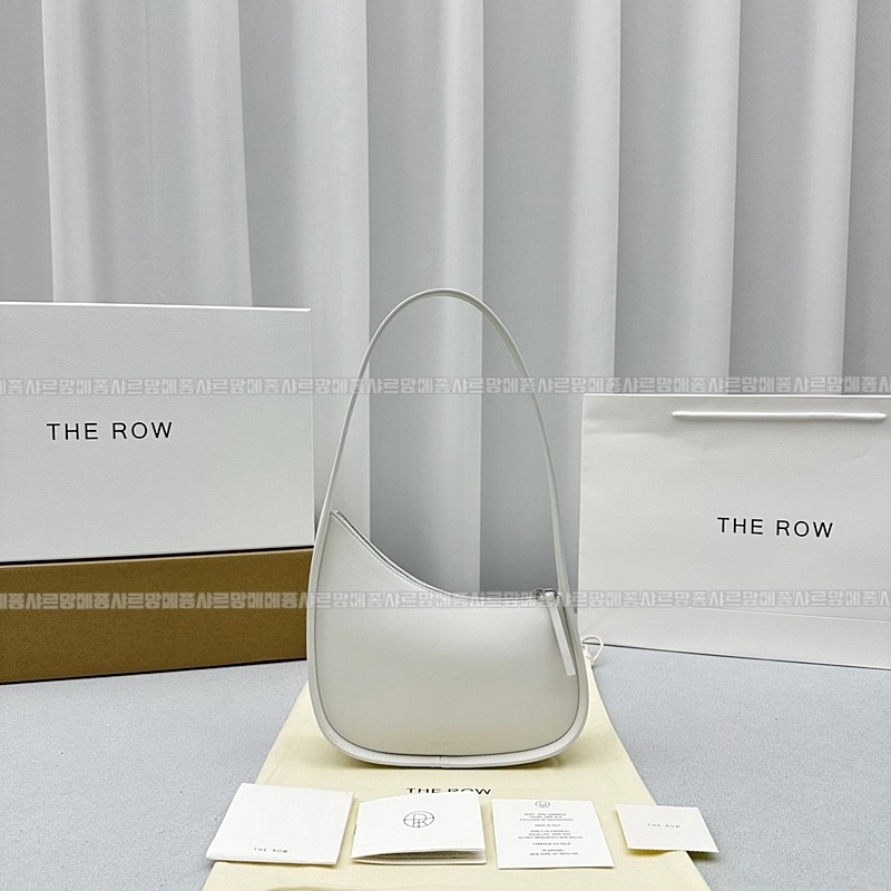 더로우하프문백  20260513 110457 001.jpg