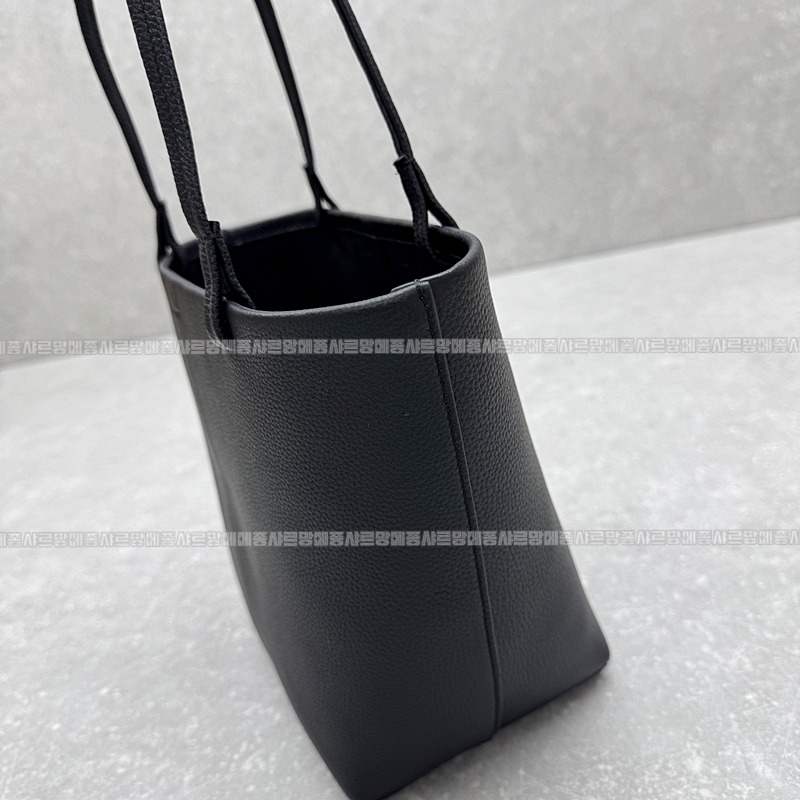 더로우 파크 토트 쓰리 백20260515 111431 007.jpg