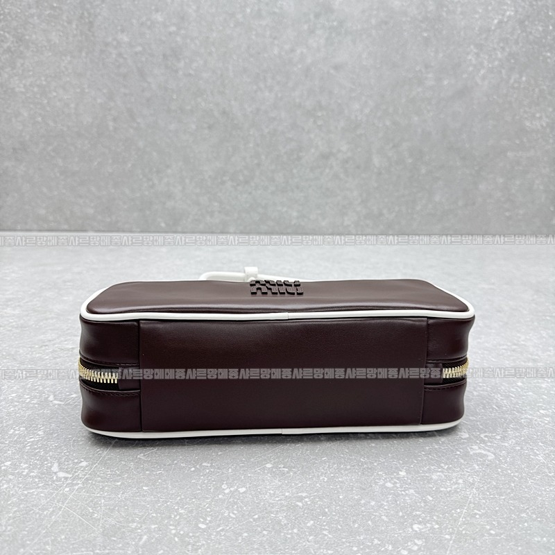 미우미우가죽보백  20260519 164017 004.jpg
