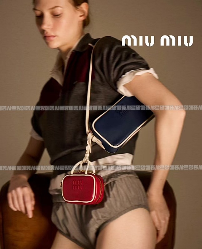 미우미우보 마이크로 백  20260520 132137 019.jpg
