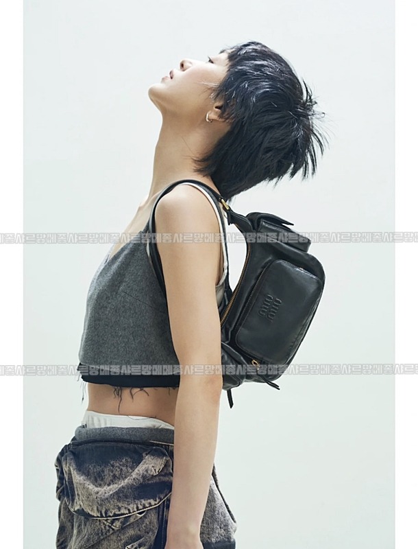 미우미우나파가죽포켓백  20260521 155634 014.jpg