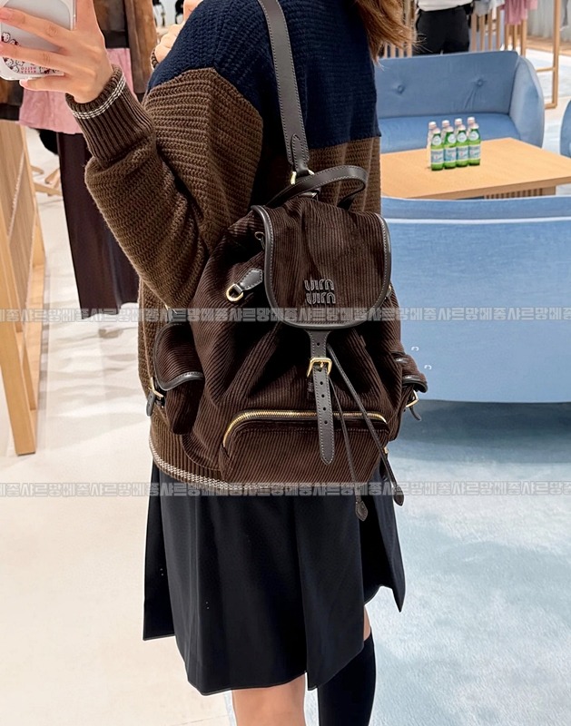 미우미우코드로이백팩  20260523 131621 059.jpg