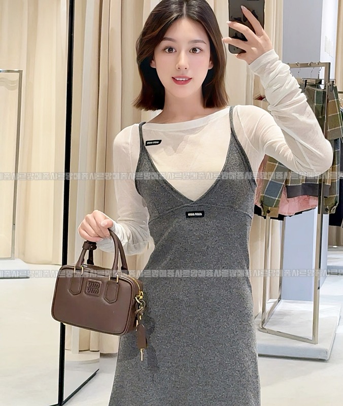 미우미우아르카디가죽백  20260528 104450 040.jpg