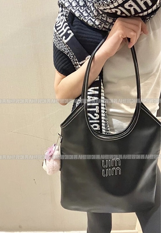 미우미우아이비가죽백  20260528 160801 031.jpg