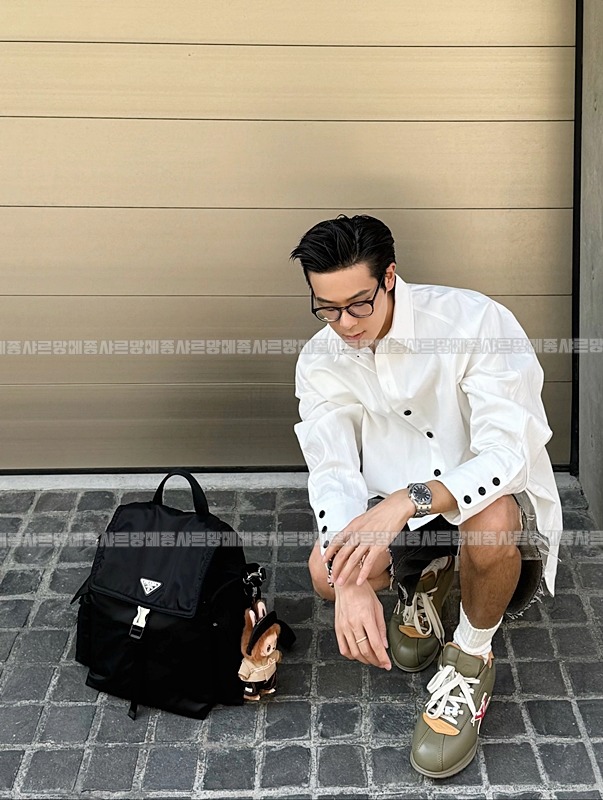 프라다익스플로어리나일론가죽백팩  20260531 161634 012.jpg