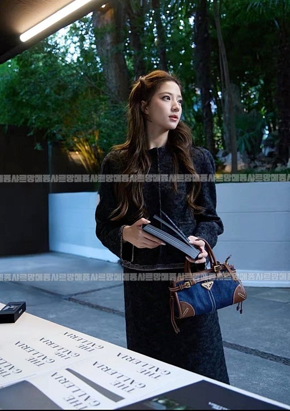 프라다보니가죽핸드백  20260601 105344 028.jpg
