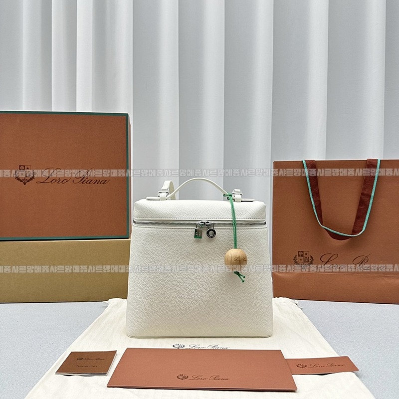로로피아나엑스트라포켓L23.5백팩  20260602 165710 019.jpg