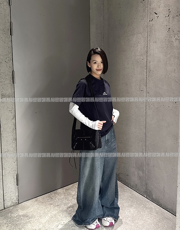 발렌시아가르카골플랩백  20260605 111645 012.jpg