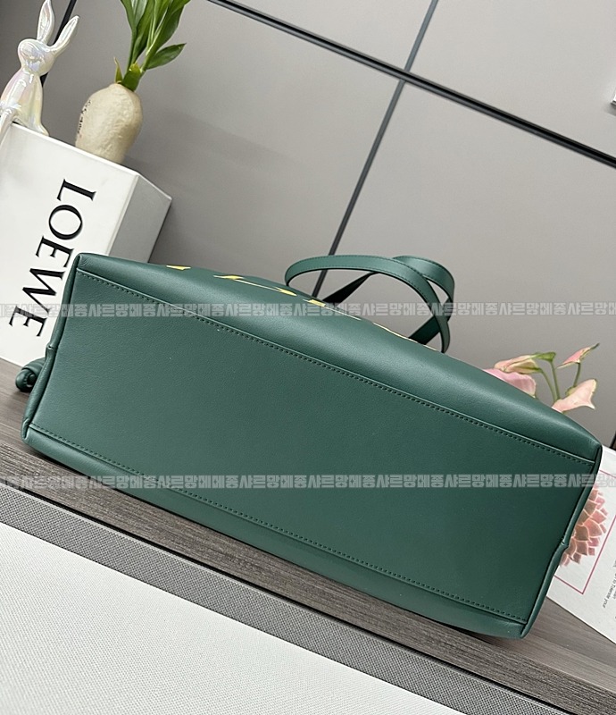 로에베플라멩코로고토트백  20260623 161742 004.jpg