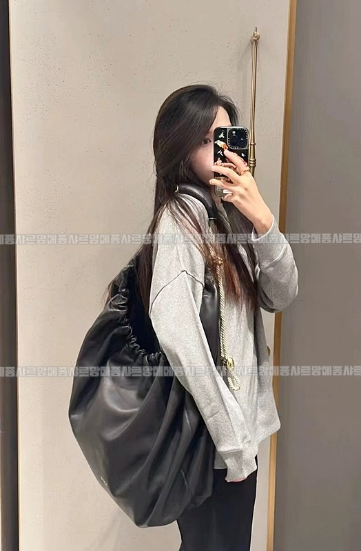 로에베스퀴즈백  20260625 163310 001.jpg