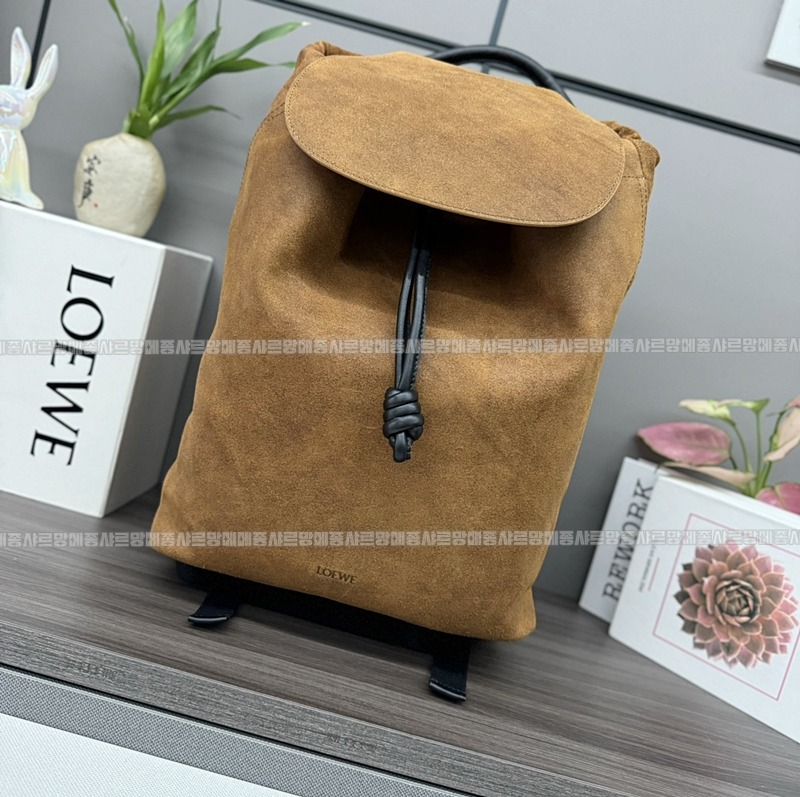 로에베플라멩코백팩  20260626 102703 030.jpg