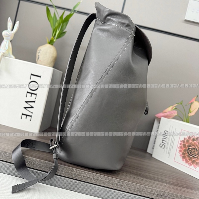 로에베플라멩코백팩  20260626 102707 040.jpg
